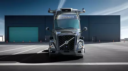 Volvo e Aurora presentano il primo camion a guida autonoma di Volvo VNL all'ACT Expo di Las Vegas