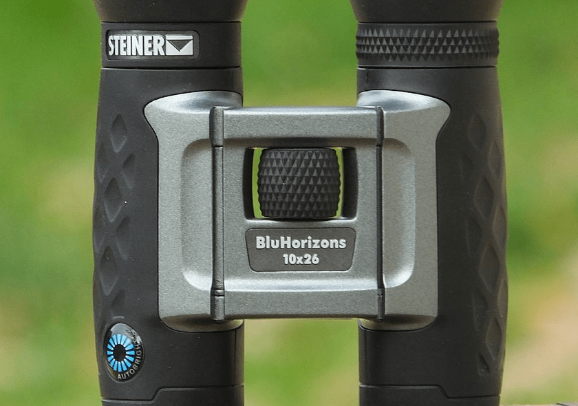 Binocolo da viaggio Steiner BluHorizons 10x26