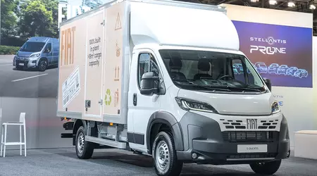 Fiat E-Ducato: il furgone elettrico con batteria da 110 kWh è uscito dalla catena di montaggio in Italia