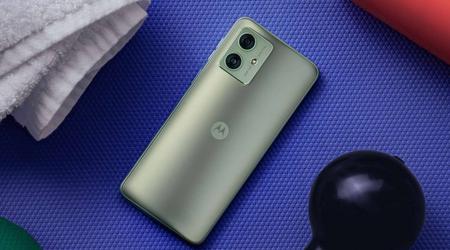 Moto G54 Power - Dimensioe 7020, display LCD a 120Hz e batteria da 6000 mA*h per un prezzo di oltre 200€.