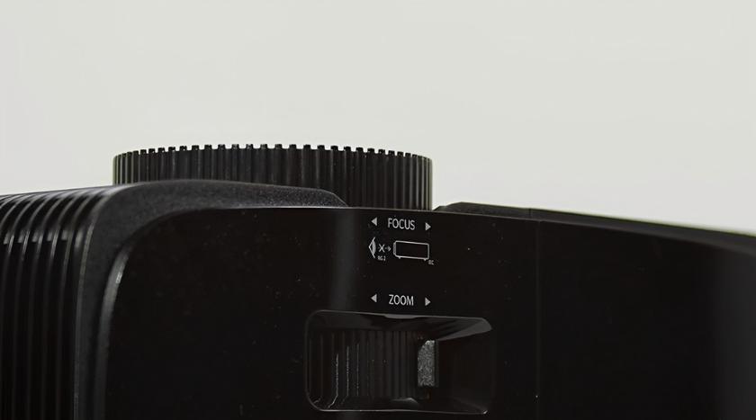 Optoma HD146X proiettore stanza piccola