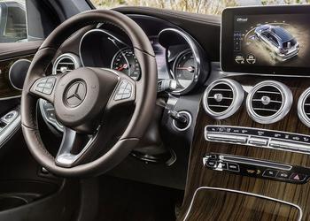 Proprietari di auto Mercedes citati in ...