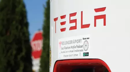 Le autorità di regolamentazione statunitensi richiedono ulteriori documenti sul pilota automatico di Tesla