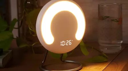 La sveglia intelligente Amazon Halo Rise con tracciamento del sonno può essere acquistata con uno sconto di 30 dollari