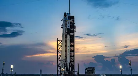 SpaceX e la NASA hanno rinviato per la quarta volta il lancio della navicella Crew Dragon con un equipaggio internazionale verso la ISS.