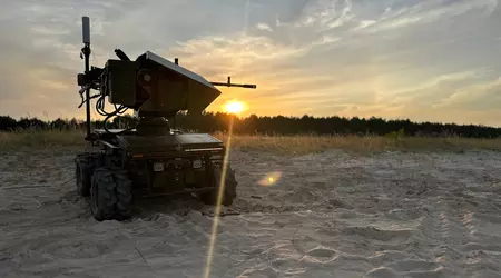 L'Ucraina ha presentato il robot di terra D-21-11, dotato di torretta automatica e in grado di svolgere missioni di combattimento.