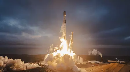 SpaceX ha lanciato 28 satelliti Starlink su un nuovo razzo Falcon 9 dalla California