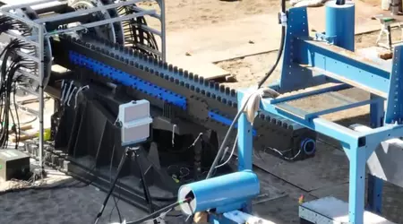 Il Giappone ha testato un cannone a rotaia in grado di accelerare i proiettili a velocità ipersoniche