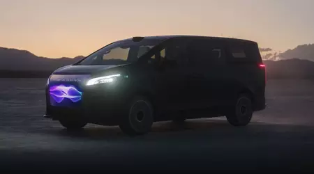 Faraday Future ha svelato l'FX Super One: un minibus elettrico con una "faccia" sulla griglia a LED