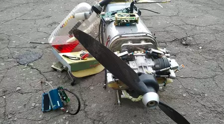 EW delle forze armate ucraine ha sbarcato l'ultimo UAV "Orlan-30": invece di un serbatoio di carburante, aveva una bottiglia di plastica