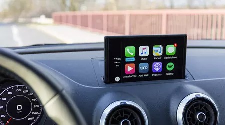 I possessori di iPhone lamentano che iOS 18.4 ha interrotto la connettività wireless a CarPlay