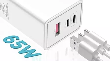 HTC ha presentato un caricabatterie GaN con tre porte USB e 65W di potenza a 30 dollari