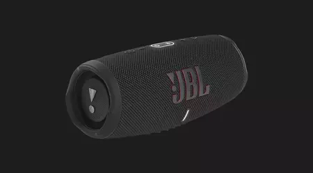 L'offerta del giorno: JBL Charge 5 con protezione IP67 e fino a 20 ore di autonomia è in vendita su Amazon con 50 dollari di sconto