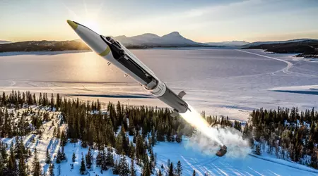 Gli Stati Uniti preparano un nuovo pacchetto di aiuti militari da 2,2 miliardi di dollari per l'Ucraina, che includerà missili GLSDB per HIMARS e M270 con una gittata di 150 chilometri