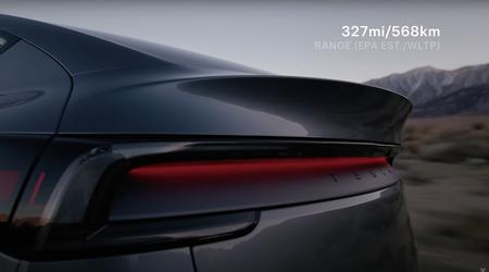 Tesla ha presentato una Model Y Juniper aggiornata con un'autonomia di 527 km, interni più silenziosi e pneumatici super efficienti (video)