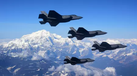 Gli Stati Uniti hanno stanziato 216,3 miliardi di dollari per l'aeronautica militare per il 2023: 99 miliardi di dollari saranno spesi per la ricerca e l'approvvigionamento.
