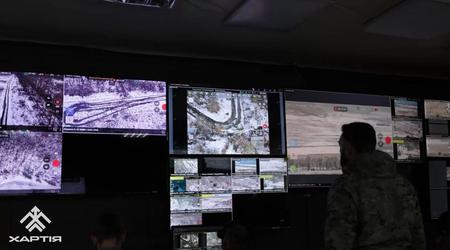 L'esercito ucraino ha condotto con successo la prima operazione che coinvolge esclusivamente droni terrestri e aerei.