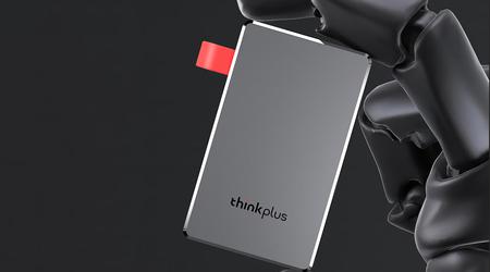 Lenovo ha presentato l'unità SSD portatile ThinkPlus con una capacità di archiviazione fino a 1 TB e prezzi a partire da 55 dollari.