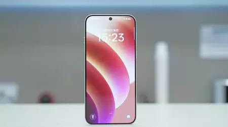 Un iPhone, ma senza Dynamic Island: OPPO Find X8 è emerso in foto di alta qualità
