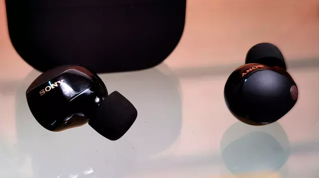 Recensione di Sony WF-1000XM5