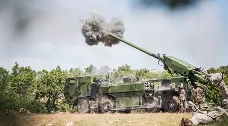 La Francia ha moltiplicato la produzione di obici semoventi CAESAR e di intercettori missilistici Mistral.
