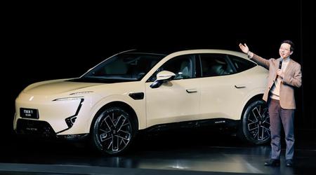 Batteria da 39 kWh e un'autonomia di 1.065 chilometri: il crossover Avatr 11, simile a una coupé, è stato trasformato in una versione EREV.