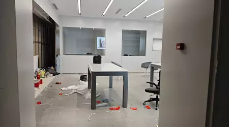 Questo è interessante: Xiaomi installa pareti di vetro nei centri di assistenza a marchio per la fiducia dei clienti