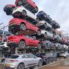 Alcune Jaguar I-Pace in rottamazione.