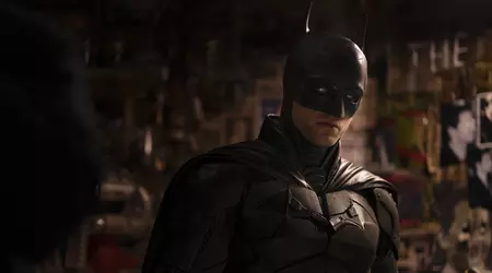 Matt Reeves ha ufficialmente finito di scrivere la sceneggiatura del sequel di Batman: le riprese inizieranno nel 2025