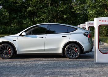 Tesla lancia una promozione: un anno ...