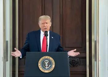 Trump critica l'UE per le multe ...