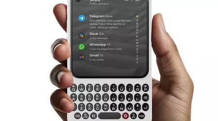 Presentato Clicks Communicator — un'altra reincarnazione del BlackBerry con tastiera fisica QWERTY e schermo AMOLED