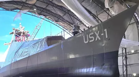 Gli Stati Uniti hanno creato un drone navale di 50 metri in grado di trasportare missili antiaerei