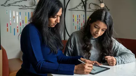 Amazon lancia Kindle Translate: un servizio per tradurre libri usando l'IA