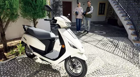 Suzuki ha presentato lo scooter elettrico e-Address con un'autonomia di 87 chilometri