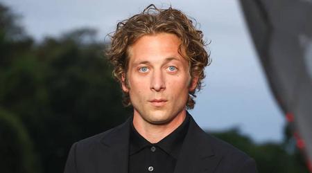 La star di The Bear Jeremy Allen White interpreterà il figlio di Jabba the Hutt in The Mandalorian & Grogu
