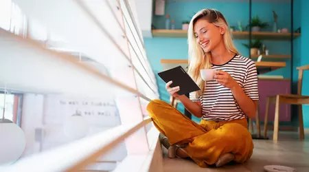 PocketBook Viva - Il primo e-book europeo con un rivoluzionario display a colori E Ink Gallery 3