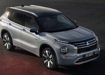 La berlina più venduta della Mitsubishi ...