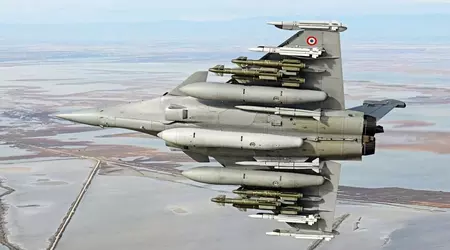I caccia ucraini F-16 potranno trasportare le bombe guidate francesi AASM Hammer