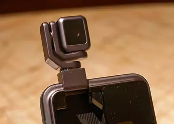 Telefono Robot Inusuale al CES 2026: ...