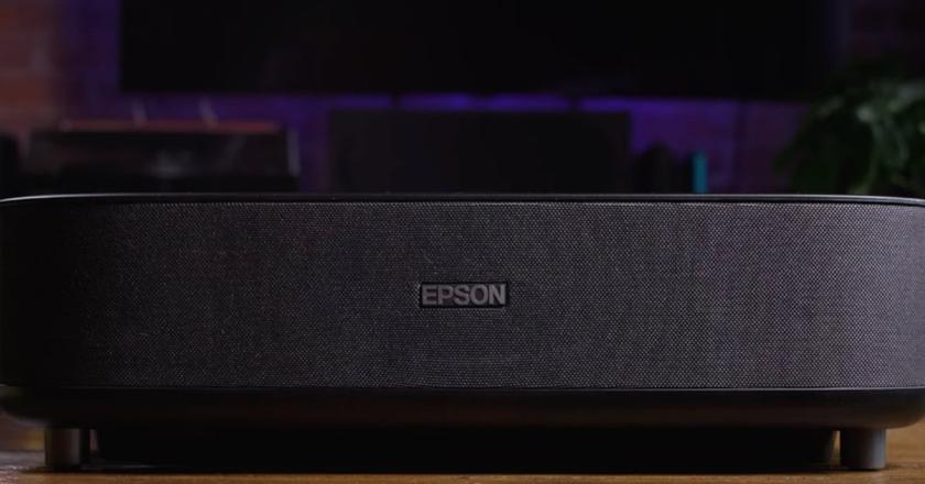 Epson EpiqVision LS300 miglior proiettore con altoparlanti integrati