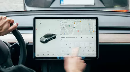 L'NHTSA ha incolpato l'autopilota di Tesla di centinaia di incidenti e di decine di decessi