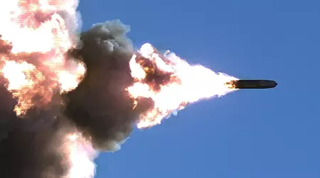 Boeing ha presentato un proiettile avanzato a lungo raggio Ramjet 155 a propulsione a getto diretto che sarà in grado di colpire bersagli in un raggio di 150 km.