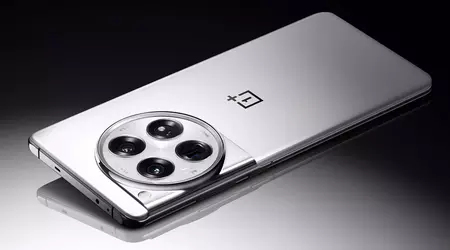 OnePlus 12 con chip Snapdragon 8 Gen 3 ha stabilito un nuovo record AnTuTu con oltre 2,33 milioni di punti