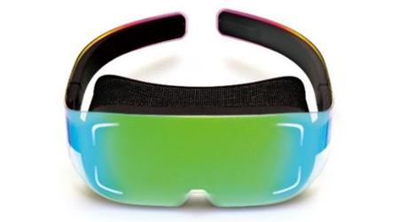 Sharp ha mostrato un prototipo di cuffia VR con risoluzione 2K per occhio e frame rate di 120 Hz
