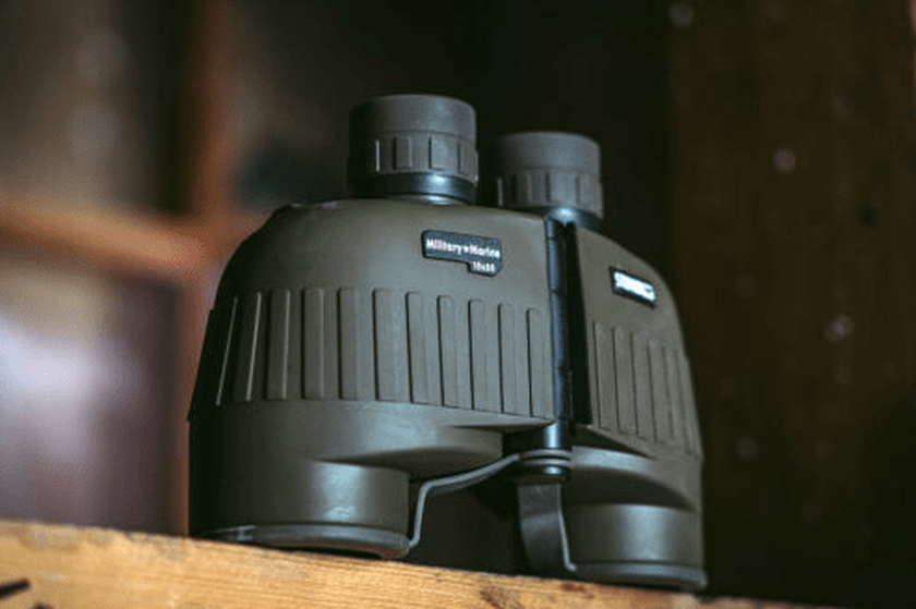 Binocolo Steiner Military-Marine 10x50 Armor