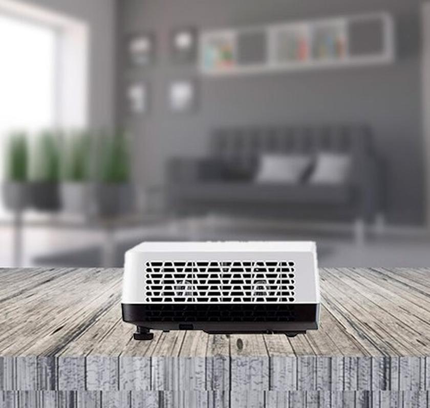 Proiettore UHD ViewSonic LS700-4K