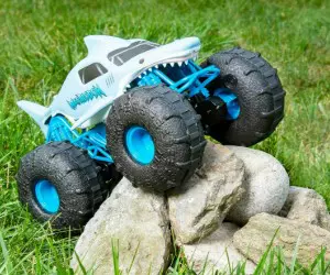 1:15 Megalodon RC Monster Truck ufficiale