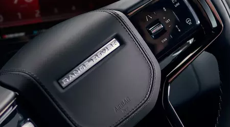 Jaguar Land Rover sospende le consegne di auto negli Stati Uniti a causa dei dazi di Trump