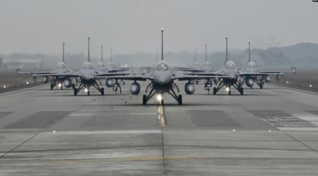 Taiwan stanzia 1,3 miliardi di dollari per un sistema di guerra elettronica per F-16